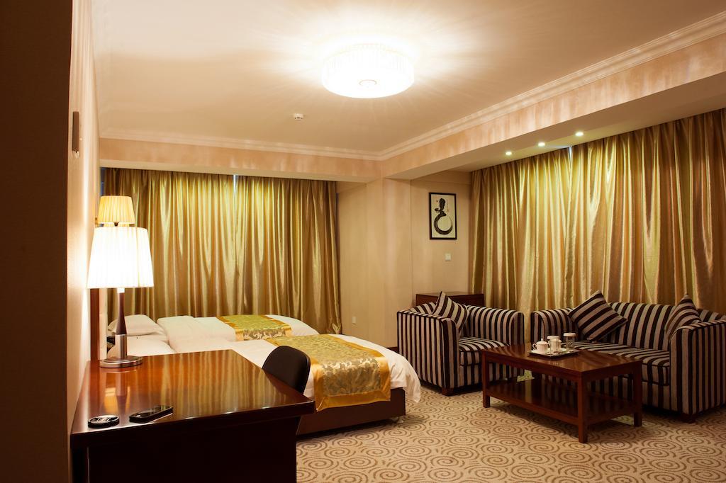 Platinum Hotel Ulan Bator Rom bilde