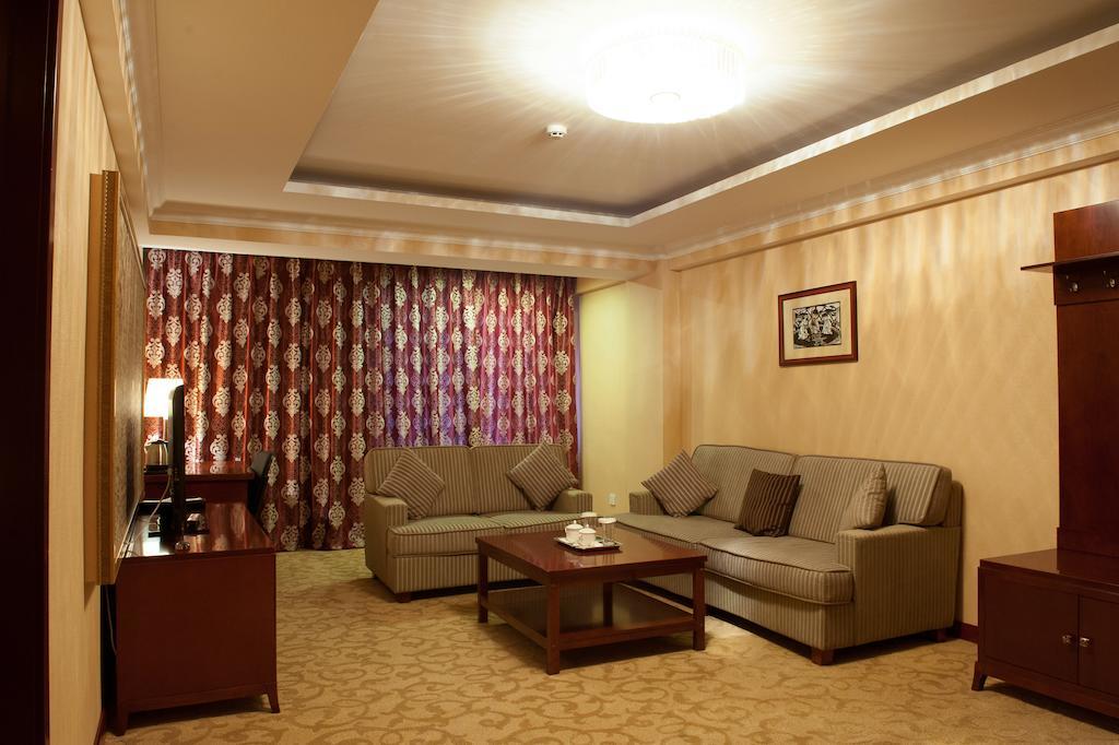 Platinum Hotel Ulan Bator Rom bilde